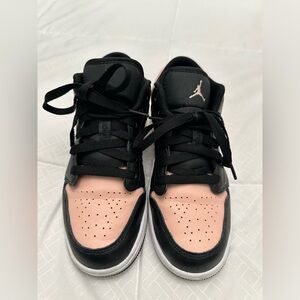 Youth Nike Jordan 1 GS Low Top 5.5Y